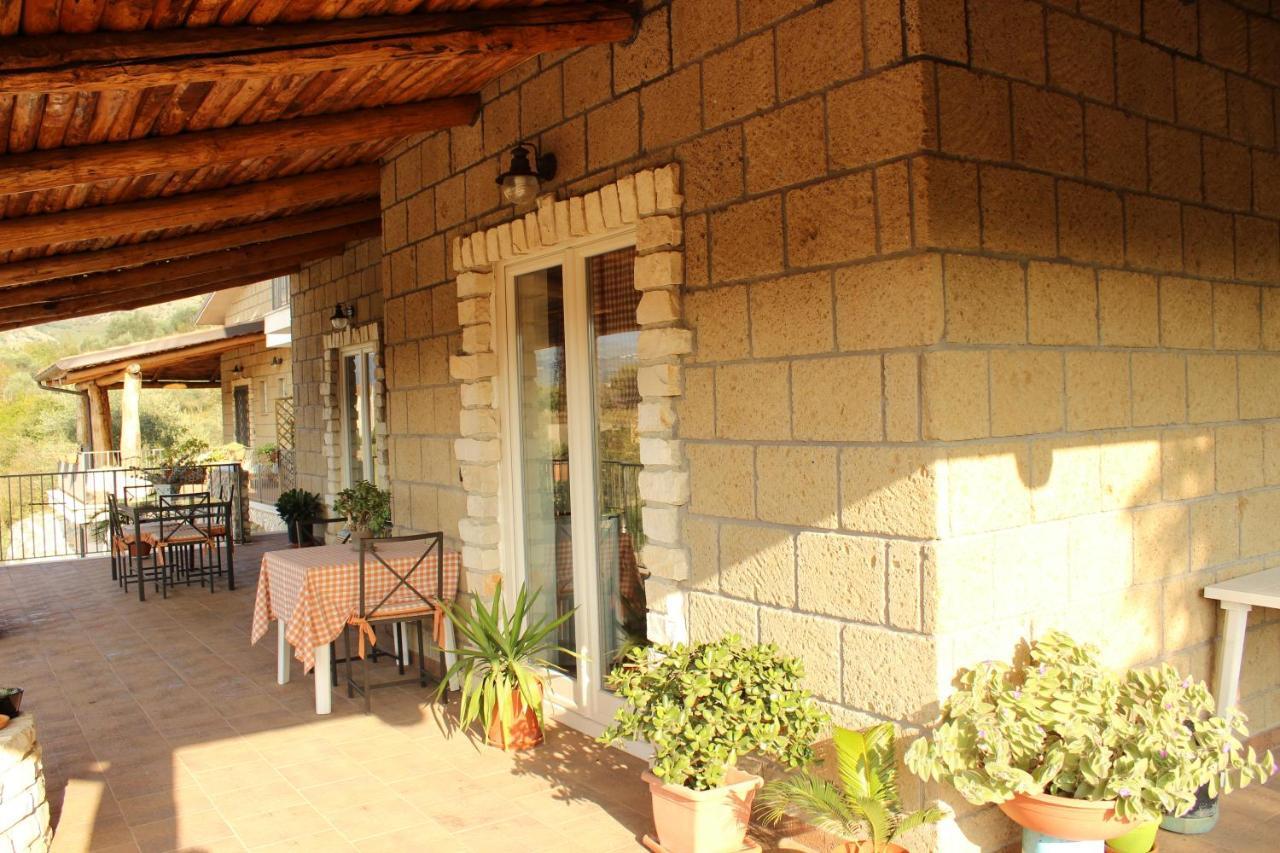 Le Rocce Bed & Breakfast SantʼAgata deʼ Goti Екстериор снимка